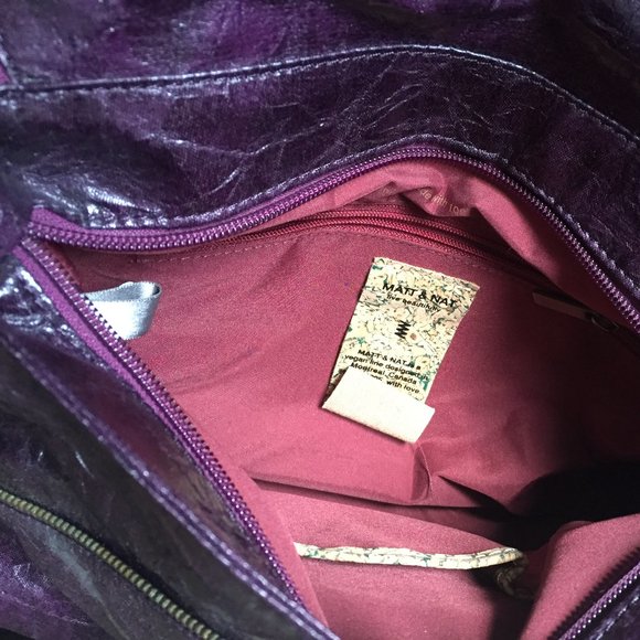 Mat & Nat Wrinkled Purple Hobo bag - Picture 5 of 8